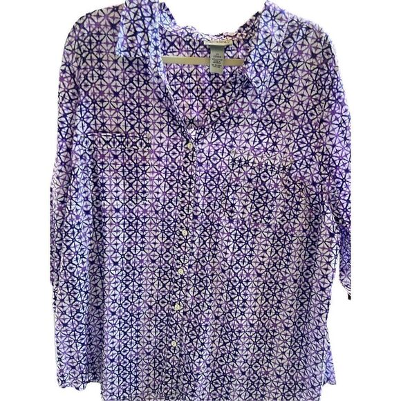 Catherines. ￼ Purple and white geometrical pattern button down  ￼ three-quarter - Picture 2 of 11